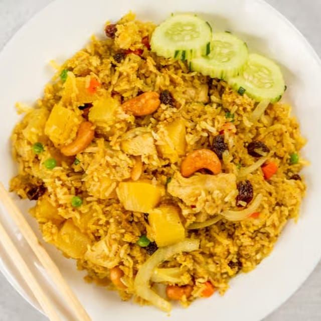Pineapple Fried Rice (Seasonal).