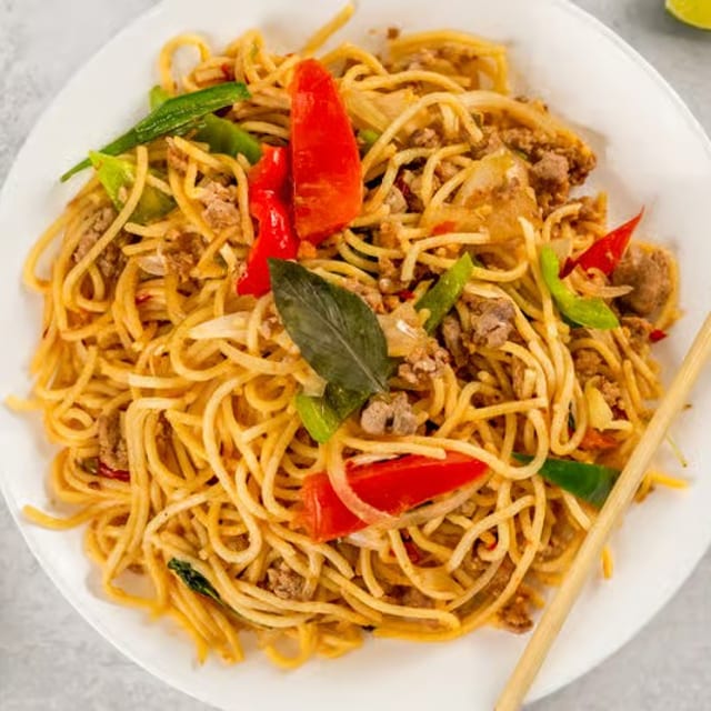 Thai Spicy Spaghetti (สปาเก็ตตี้ไทย).