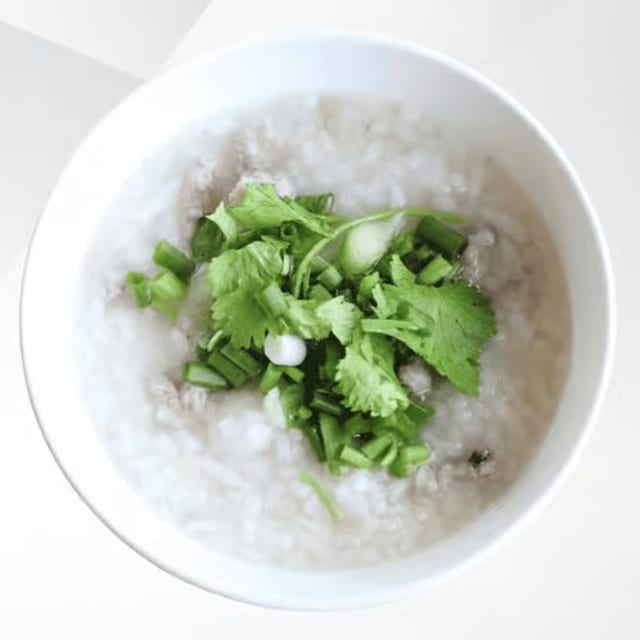 Rice Soup (ข้าวต้ม).