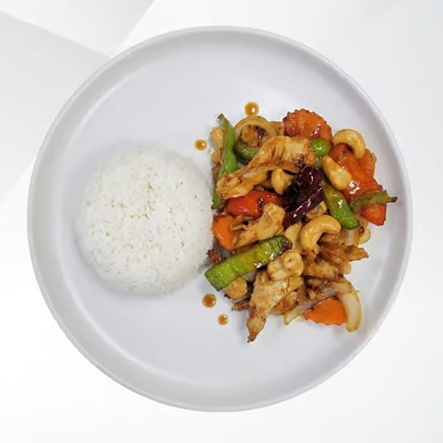 Cashew Nut Chicken.
